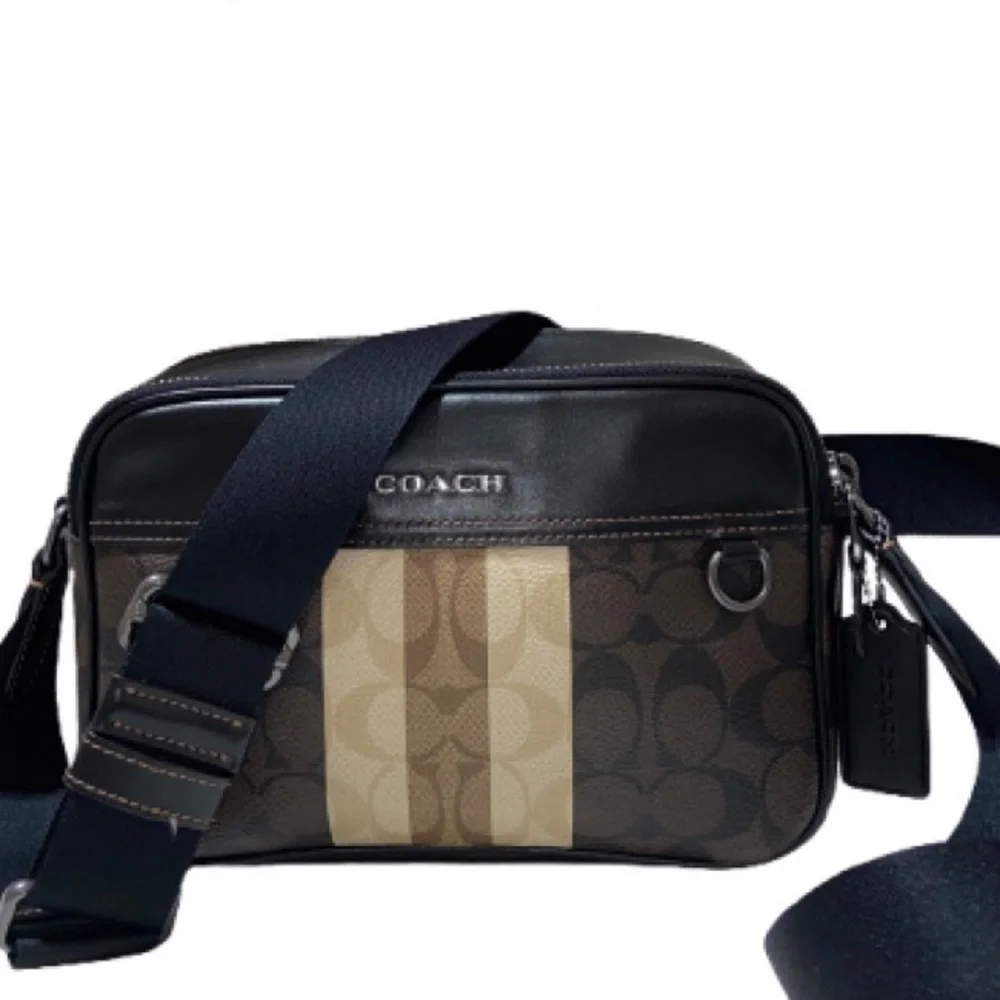 Coach Graham Crossbody (some Scratches) - Picture 1 of 7